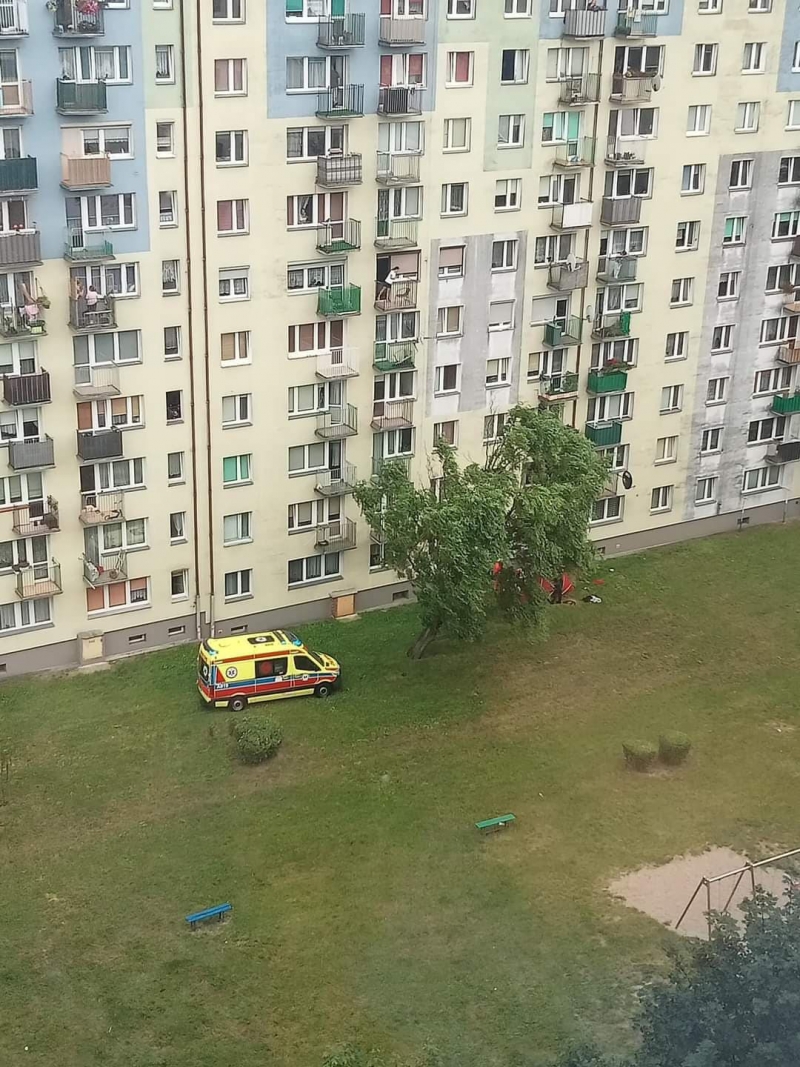3/3 Tragedia na osiedlu Staszica w Gorzowie. Nie żyje kobieta