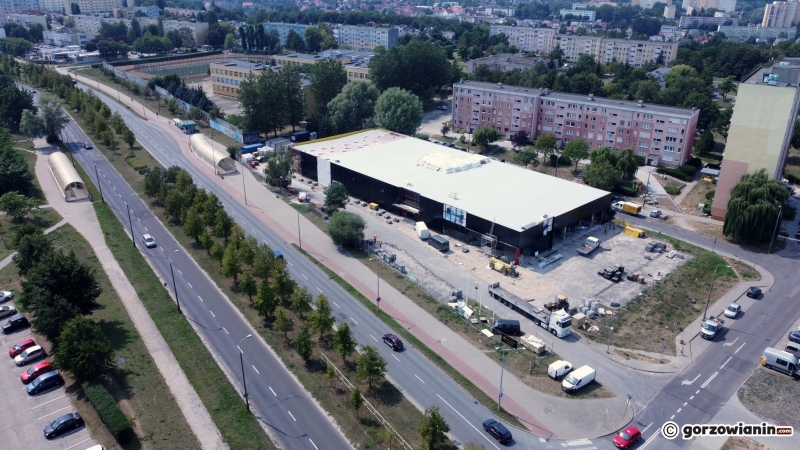 5/6 Przebudowa pawilonu przy Piłsudskiego na sklep Aldi