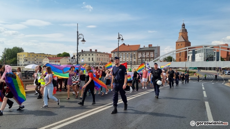 15/19 II Marsz Równości przeszedł przez Gorzów