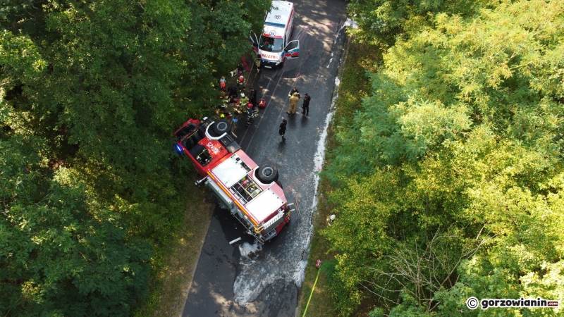 2/5 Wypadek wozu strażackiego z JRG2 w Gorzowie