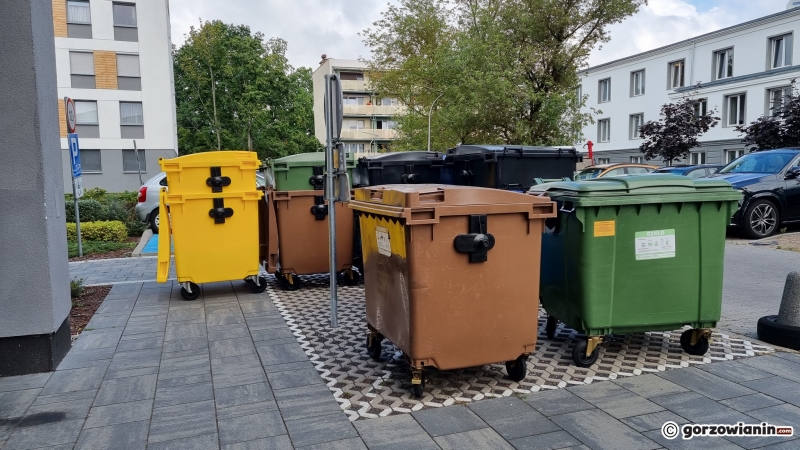 6/7 Inneko rozstawia nowe pojemniki na osiedlach w Gorzowie