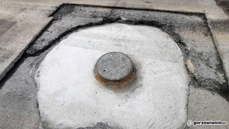 5/6 Trwa przebudowa ulicy Zawackiej w ciągu DK 22