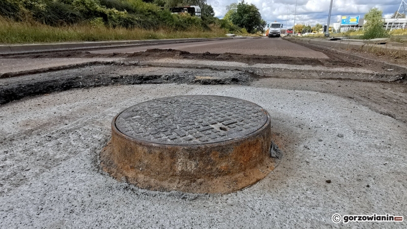 6/6 Trwa przebudowa ulicy Zawackiej w ciągu DK 22