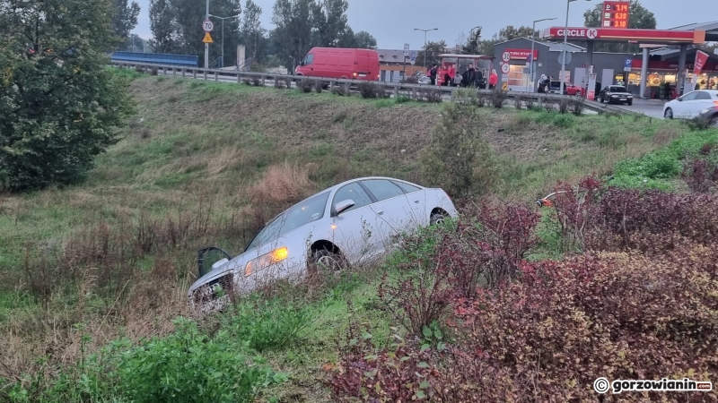 3/5 Zderzenie audi i skody na rondzie Santockim