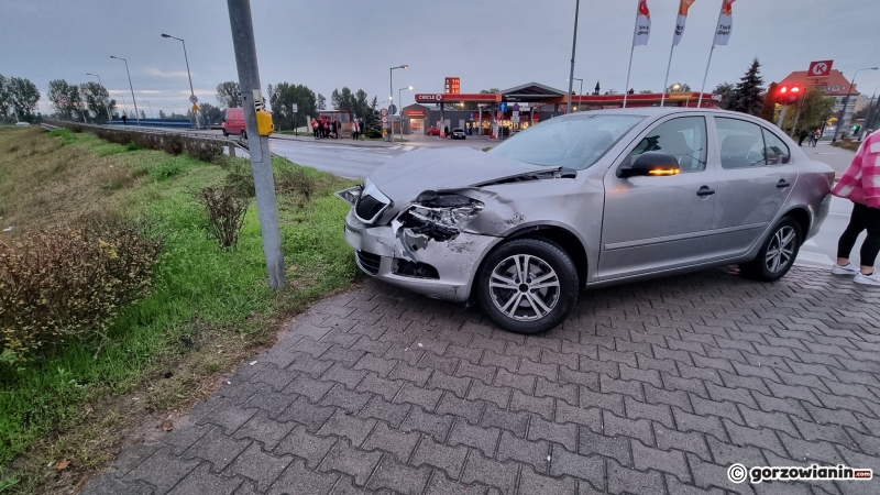 5/5 Zderzenie audi i skody na rondzie Santockim
