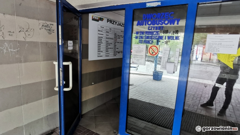 4/15 Ostatnie dni działalności dworca PKS w Gorzowie