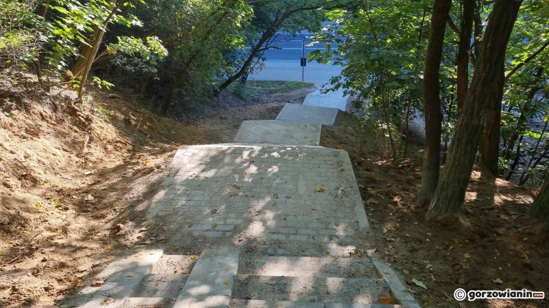 6/10 Schody na Fredry zostały przebudowane