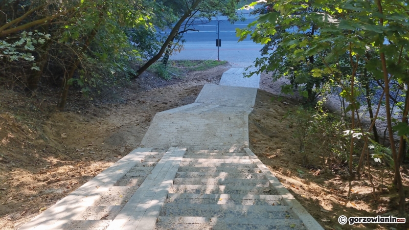 7/10 Schody na Fredry zostały przebudowane