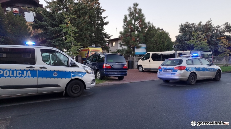 3/6 Na podwórku przy Wiatracznej odnaleziono zwłoki mężczyzny