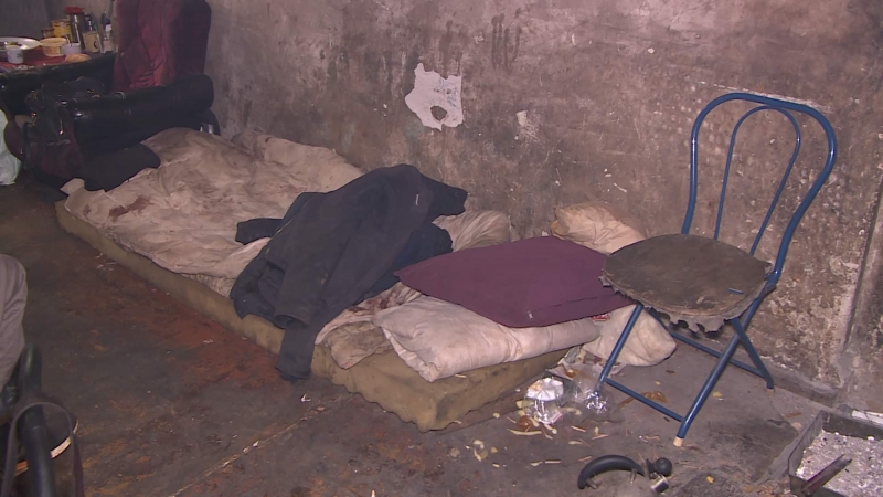 10/10 Nie płacił czynszu od 15 lat. Właśnie został eksmitowany