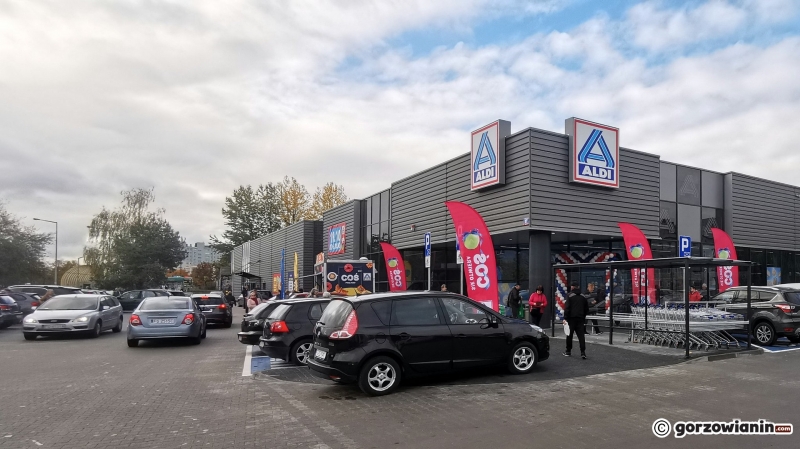 7/7 Szturm na Aldi w Gorzowie. Kolejki do połowy sklepu