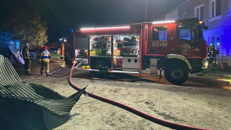 4/6 Pożar garażu w Jeninie