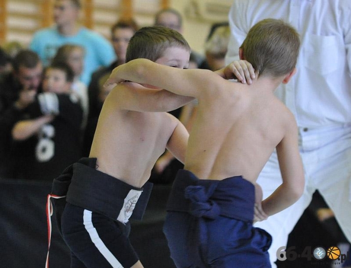 4/42 Mistrzostwa w Sumo dzieci i młodzieży