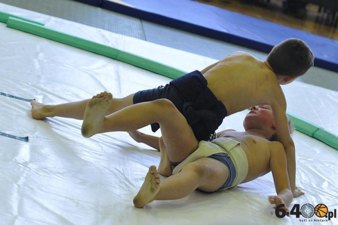 6/42 Mistrzostwa w Sumo dzieci i młodzieży