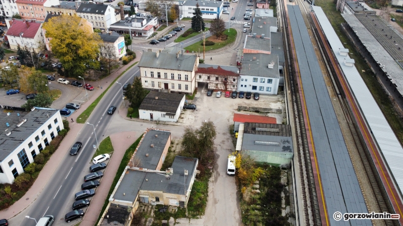 7/7 Budynki przy dworcu PKP do wyburzenia