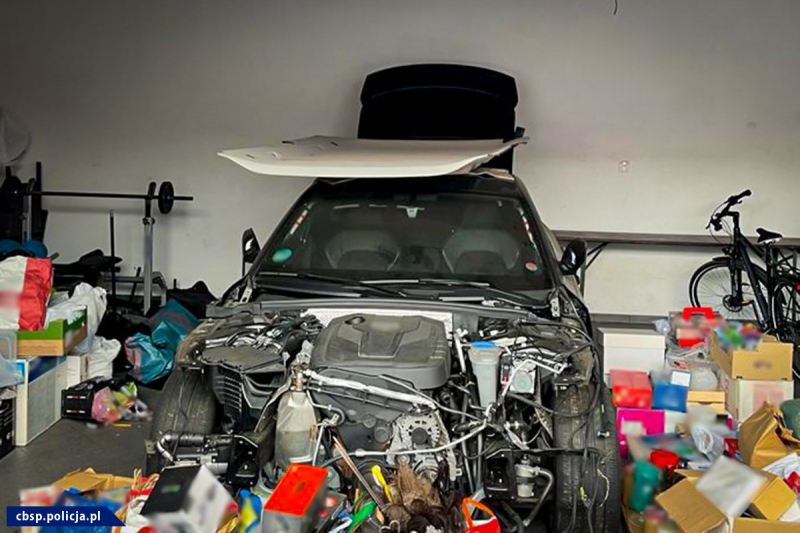 8/8 Policjanci CBŚP zatrzymali kolejnych członków zorganizowanej grupy przestępczej