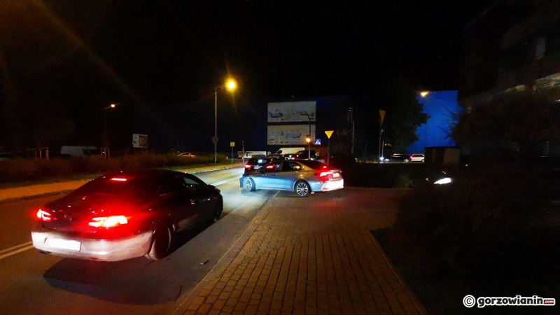 6/6 Korek przy wyjeździe z Nova Park