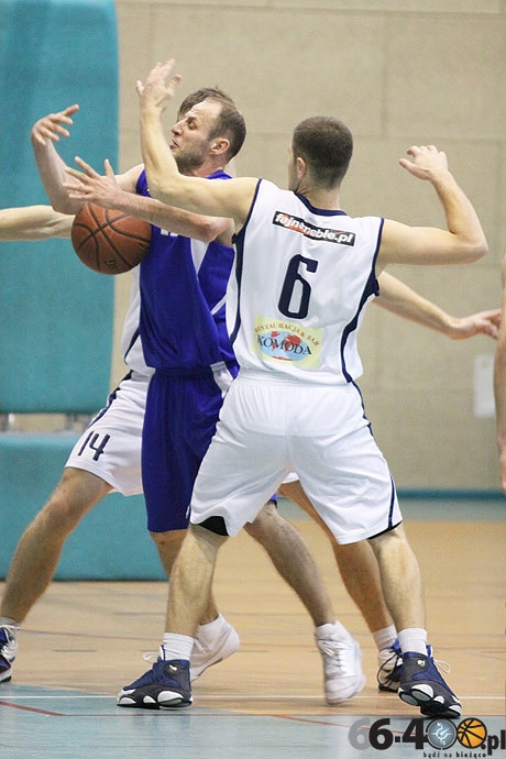 7/30 GKK I LO Gorzów - AZS Politechnika Poznańska 77:94