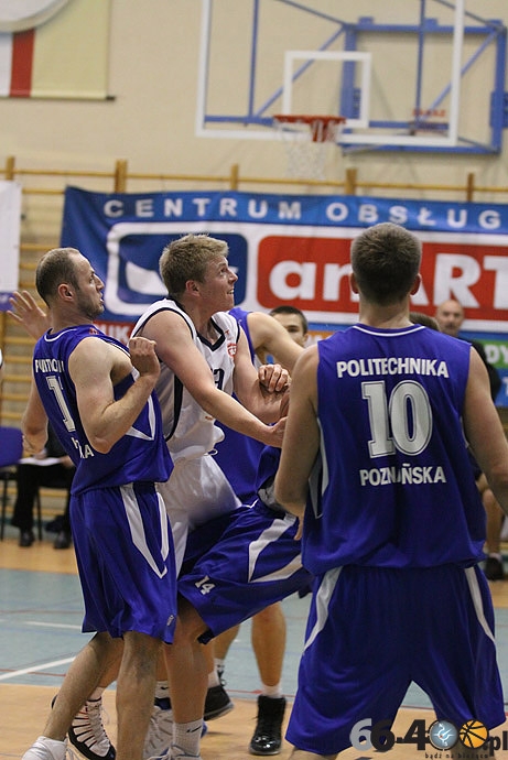17/30 GKK I LO Gorzów - AZS Politechnika Poznańska 77:94