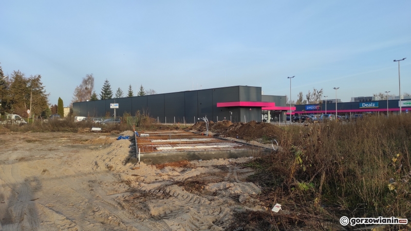 5/5 Rozpoczęła się budowa myjni przy ul. Chemicznej