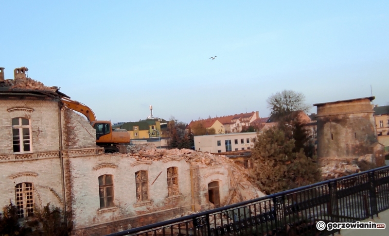 6/8 Ruszyła rozbiórka budynków przy ul. Jancarza