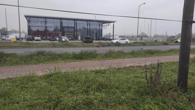 4/5 Wypadek przy ul. Kasprzaka z udziałem BMW i fiata