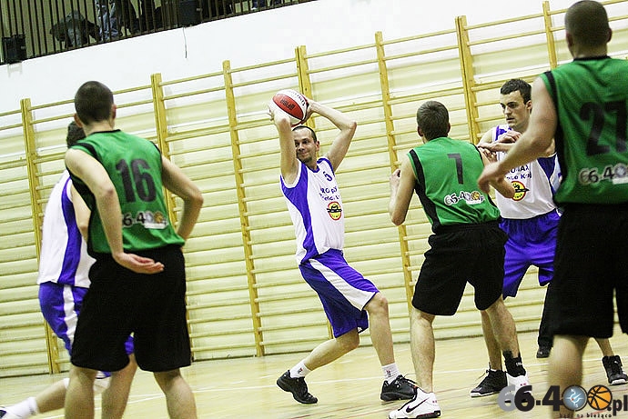 8/41 66-400.pl-BASKET - DROMAX Strzelce Kraj. 33:75