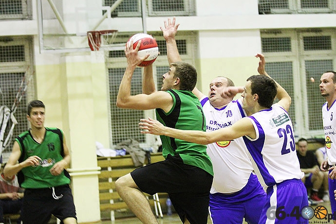 19/41 66-400.pl-BASKET - DROMAX Strzelce Kraj. 33:75