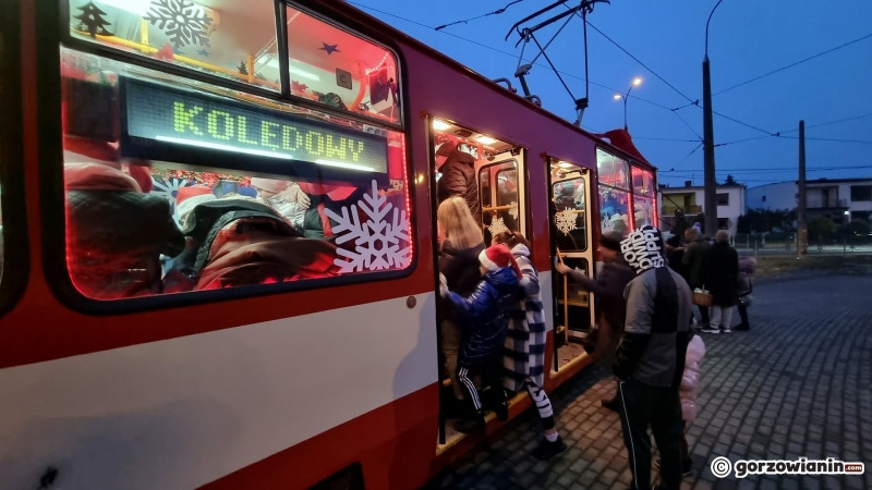 16/16 Świąteczny tramwaj wyjechał na ulice Gorzowa