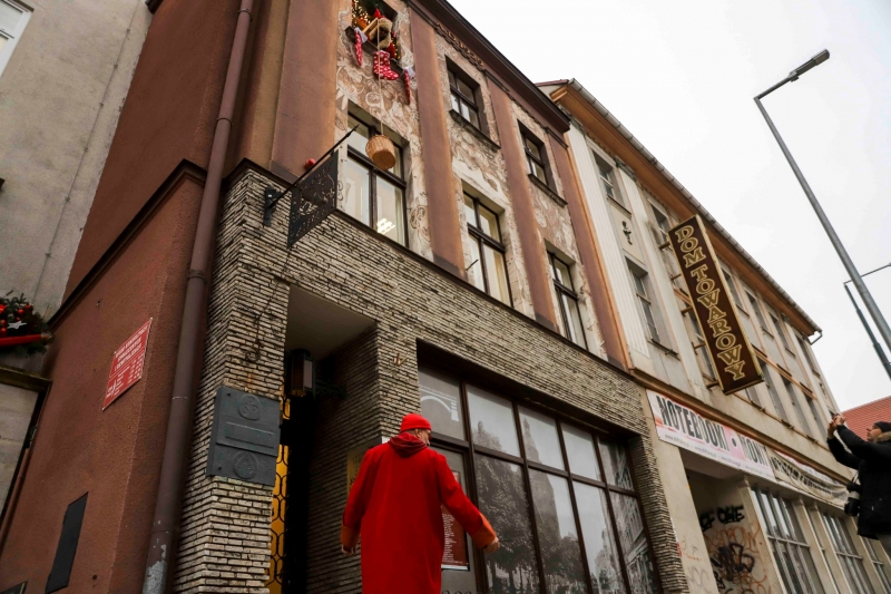 6/25 W Gorzowie ruszyło Okno św. Mikołaja