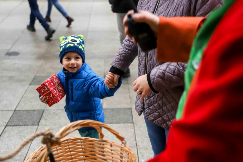 7/25 W Gorzowie ruszyło Okno św. Mikołaja