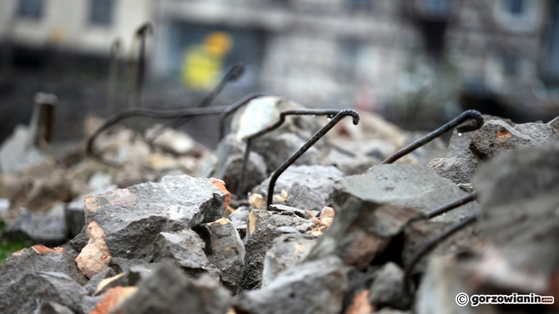 11/22 Wielka demolka przy Jancarza w Gorzowie na finiszu