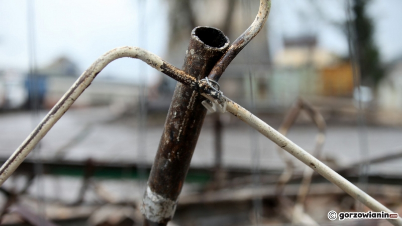 17/22 Wielka demolka przy Jancarza w Gorzowie na finiszu