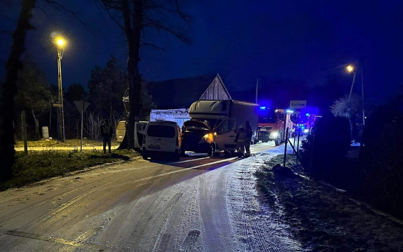 4/4 Zderzenie dwóch pojazdów w Racławiu