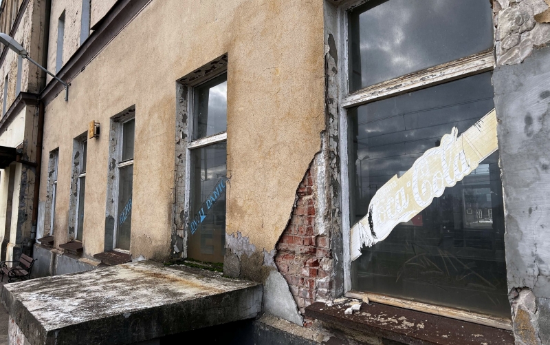 3/3 Jak zimą przetrwać przesiadkę na stacji Krzyż?