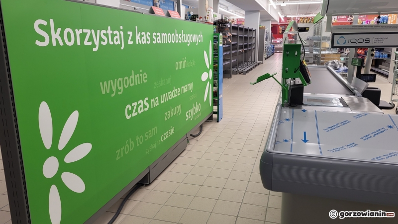 4/6 Supermarket Stokrotka w hali Orbi