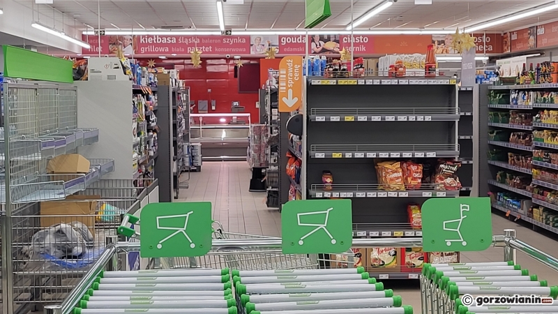 6/6 Supermarket Stokrotka w hali Orbi