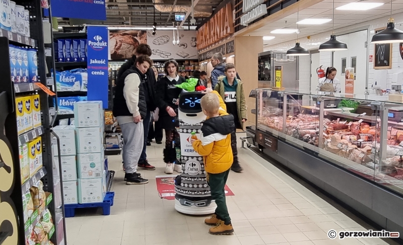 10/12 Kerfuś w supermarkecie Carrefour w Gorzowie