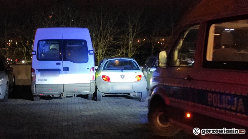 4/5 Pijany kierowca forda zatrzymany przy ul. Szarych Szeregów