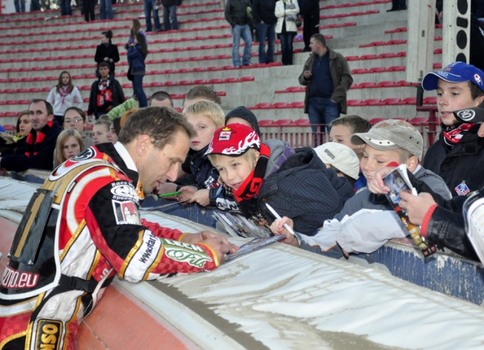 63/66 Pożegnanie Piotra Palucha w Gnieźnie