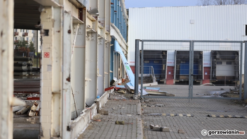 7/20 Przy Górczyńskiej w Gorzowie trwa totalna demolka