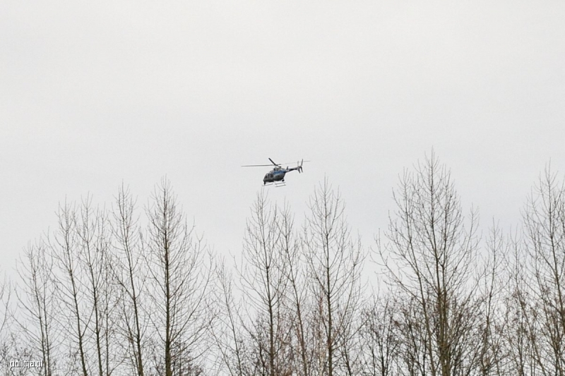 6/9 Policyjny śmigłowiec transportował serce i nerkę ze szpitala w Gorzowie do Wrocławia