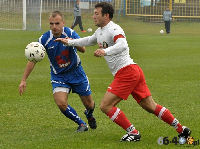 8/75 Stilon Gorzów - Korona Kożuchów 3:2 (1:1)