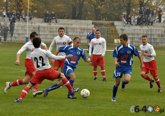14/75 Stilon Gorzów - Korona Kożuchów 3:2 (1:1)