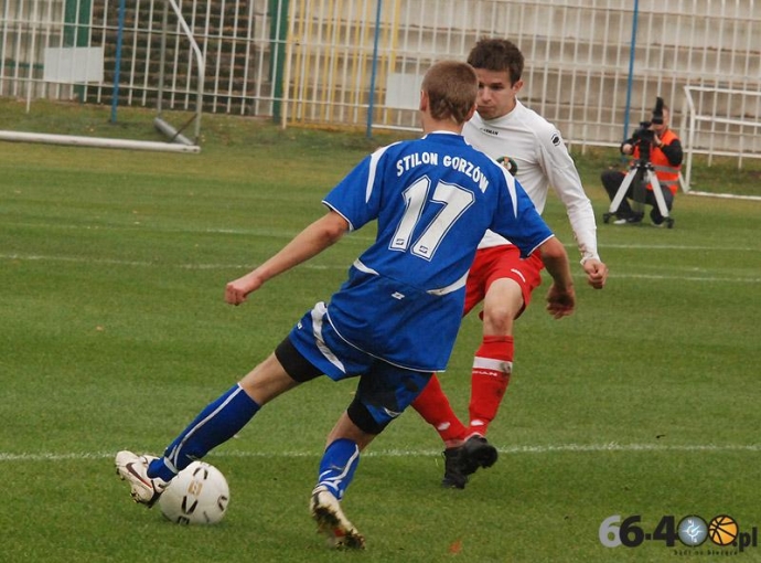 26/75 Stilon Gorzów - Korona Kożuchów 3:2 (1:1)