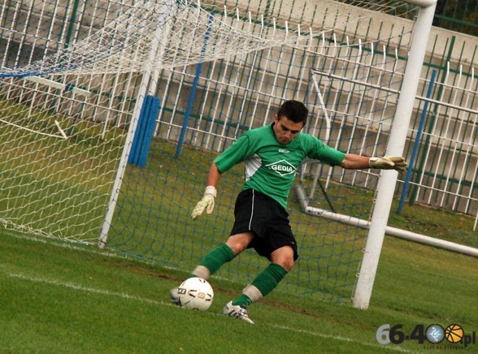 28/75 Stilon Gorzów - Korona Kożuchów 3:2 (1:1)