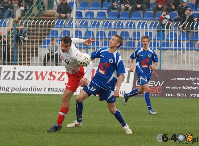 46/75 Stilon Gorzów - Korona Kożuchów 3:2 (1:1)