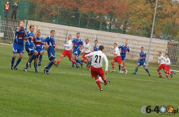 47/75 Stilon Gorzów - Korona Kożuchów 3:2 (1:1)