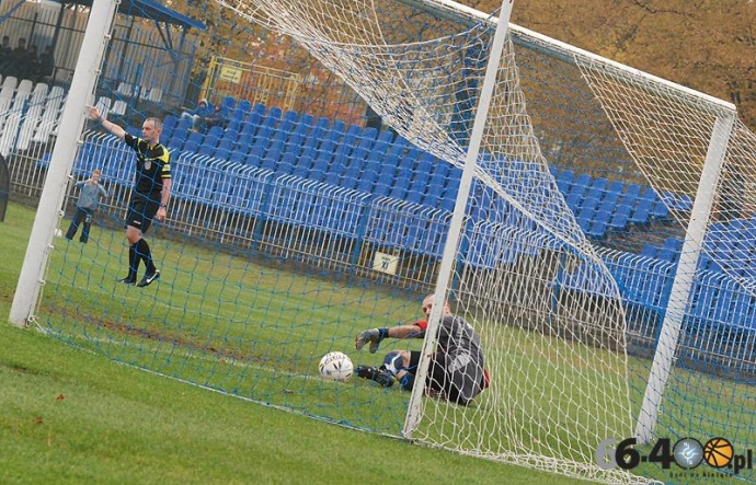 55/75 Stilon Gorzów - Korona Kożuchów 3:2 (1:1)