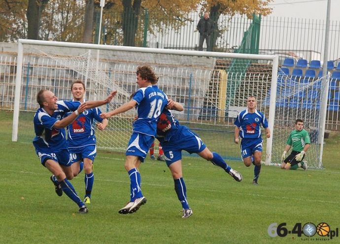 67/75 Stilon Gorzów - Korona Kożuchów 3:2 (1:1)